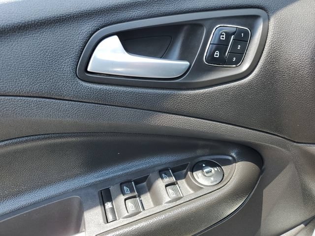 Used 2013 Ford Escape SEL FWD image 26