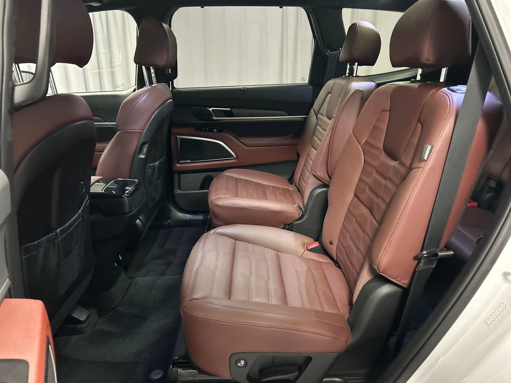 Used 2025 Kia Telluride SX Prestige AWD/4WD image 22