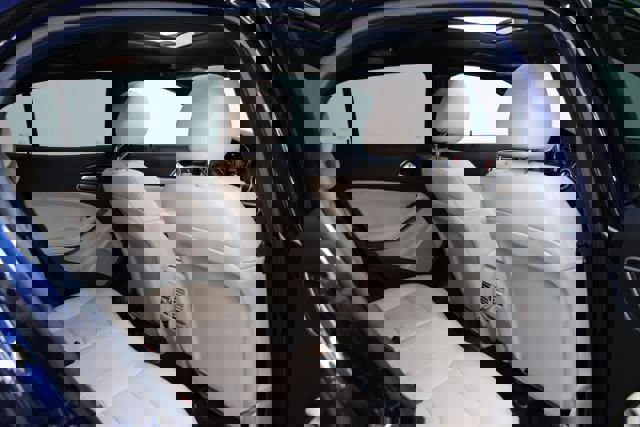 Used 2018 Mercedes-Benz GLA 250 4MATIC image 25