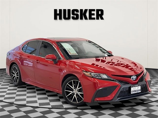 Used 2022 Toyota Camry SE