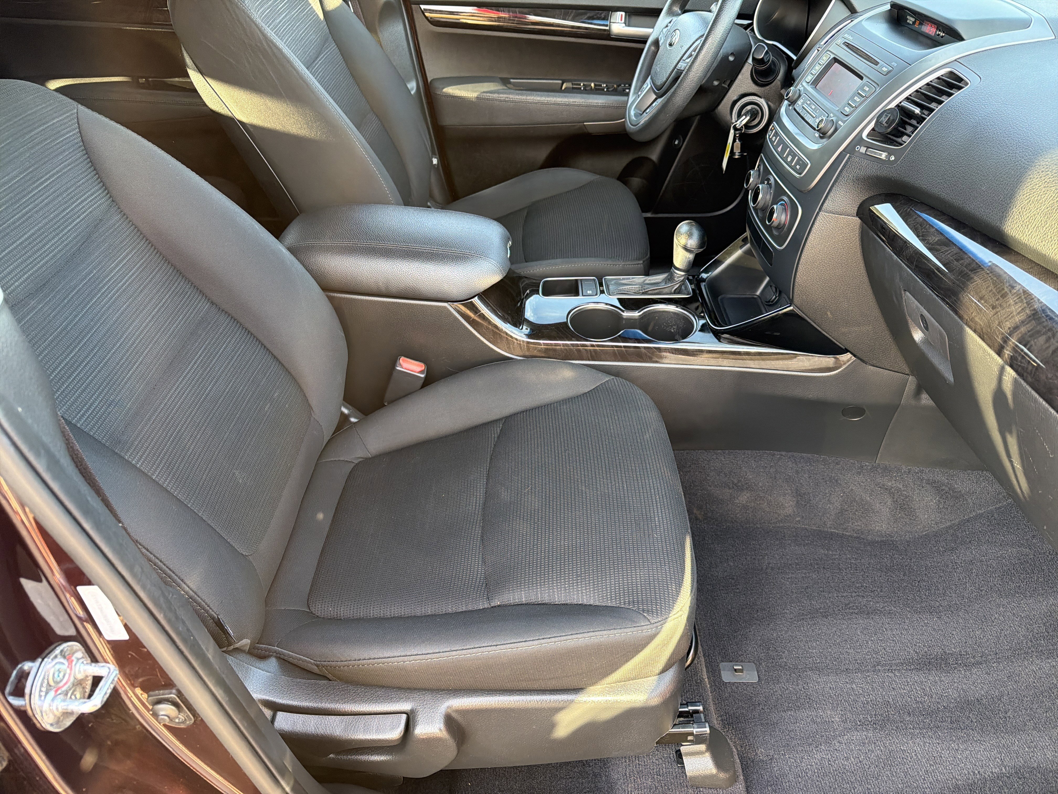 Used 2014 Kia Sorento LX FWD image 14