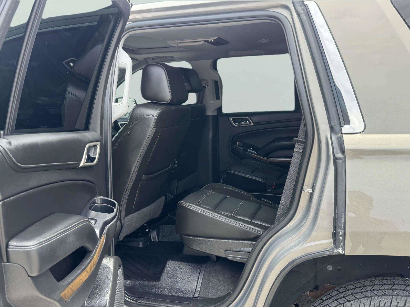 Used 2019 GMC Yukon Denali w/ Denali Ultimate Package AWD/4WD image 37