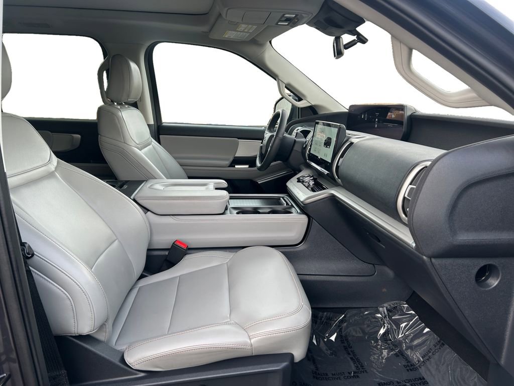 Used 2025 Ford Expedition Max Active image 17