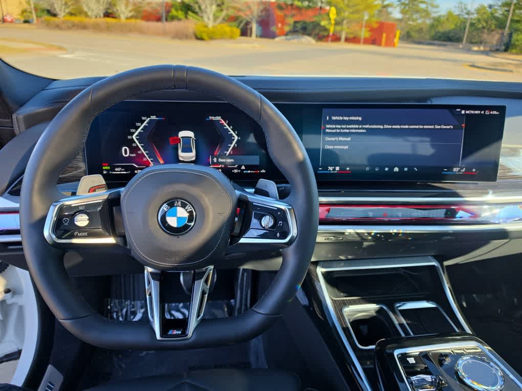 Used 2025 BMW 740i xDrive AWD/4WD image 12