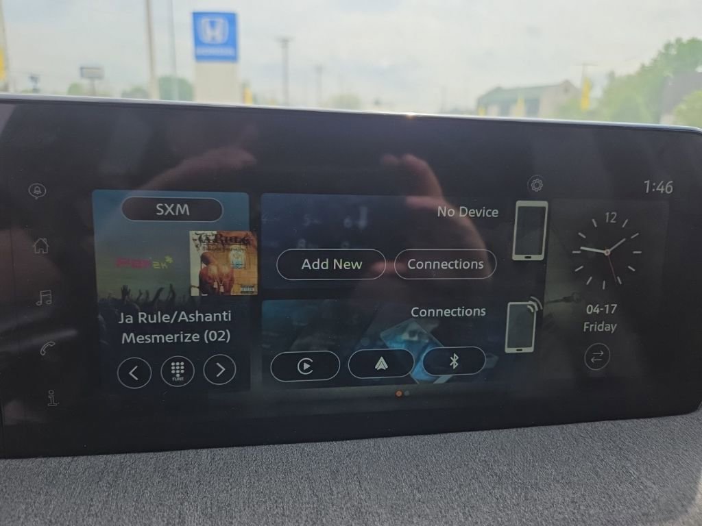 Used 2025 Nissan Kicks SV FWD image 19