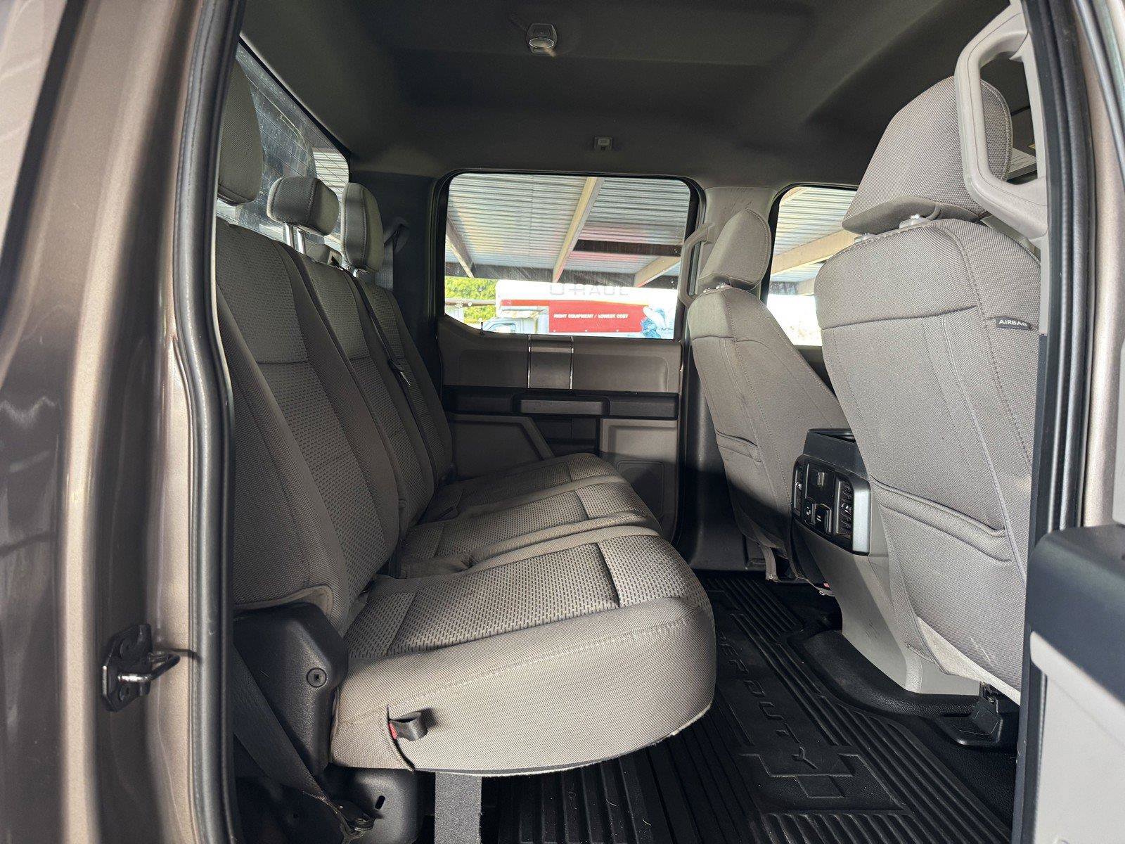 Used 2022 Ford F350 XLT w/ XLT Premium Package AWD/4WD image 33