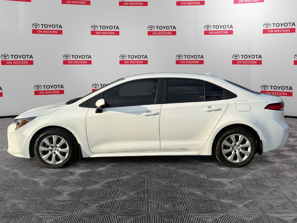 Certified 2025 Toyota Corolla LE FWD image 8