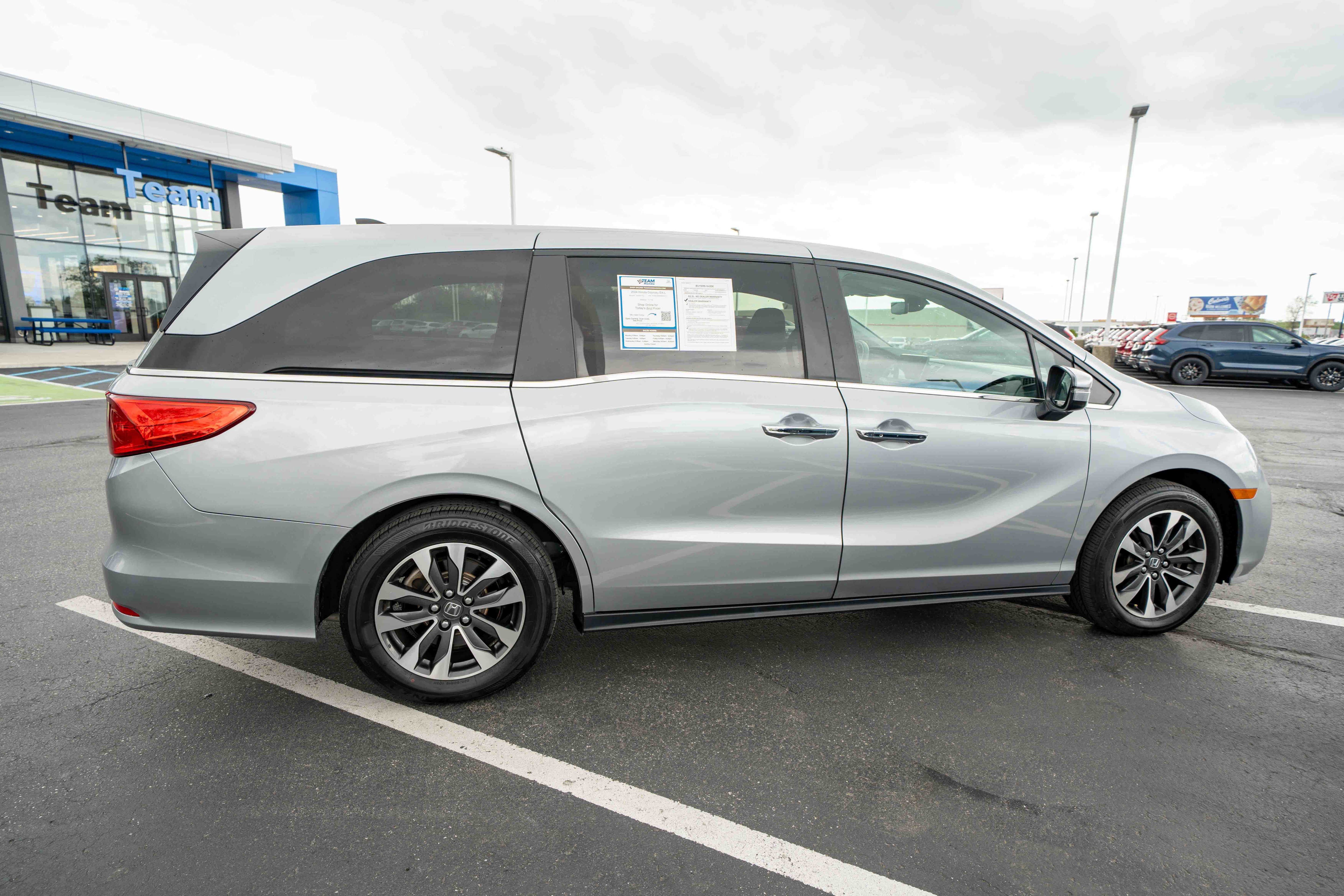 Used 2024 Honda Odyssey EX-L image 6