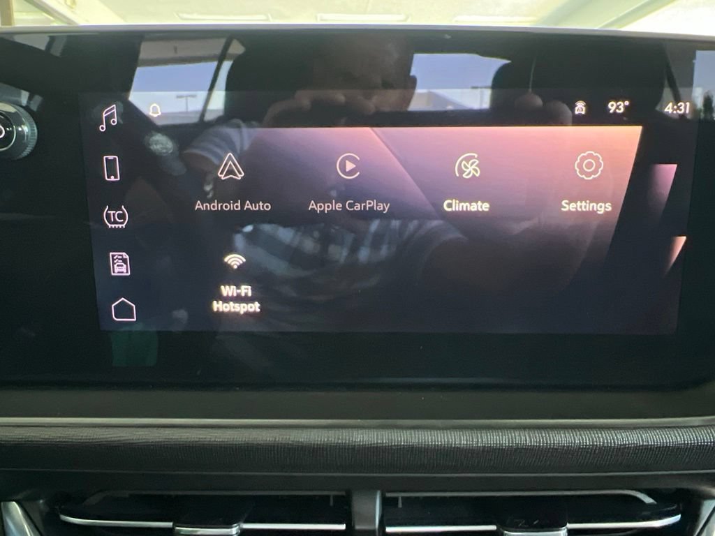 Used 2025 Buick Envista Preferred FWD image 54