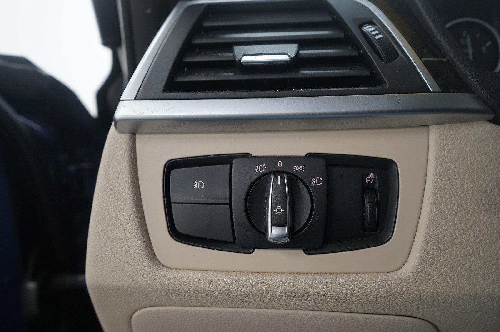 Used 2017 BMW 328d xDrive Sedan image 22