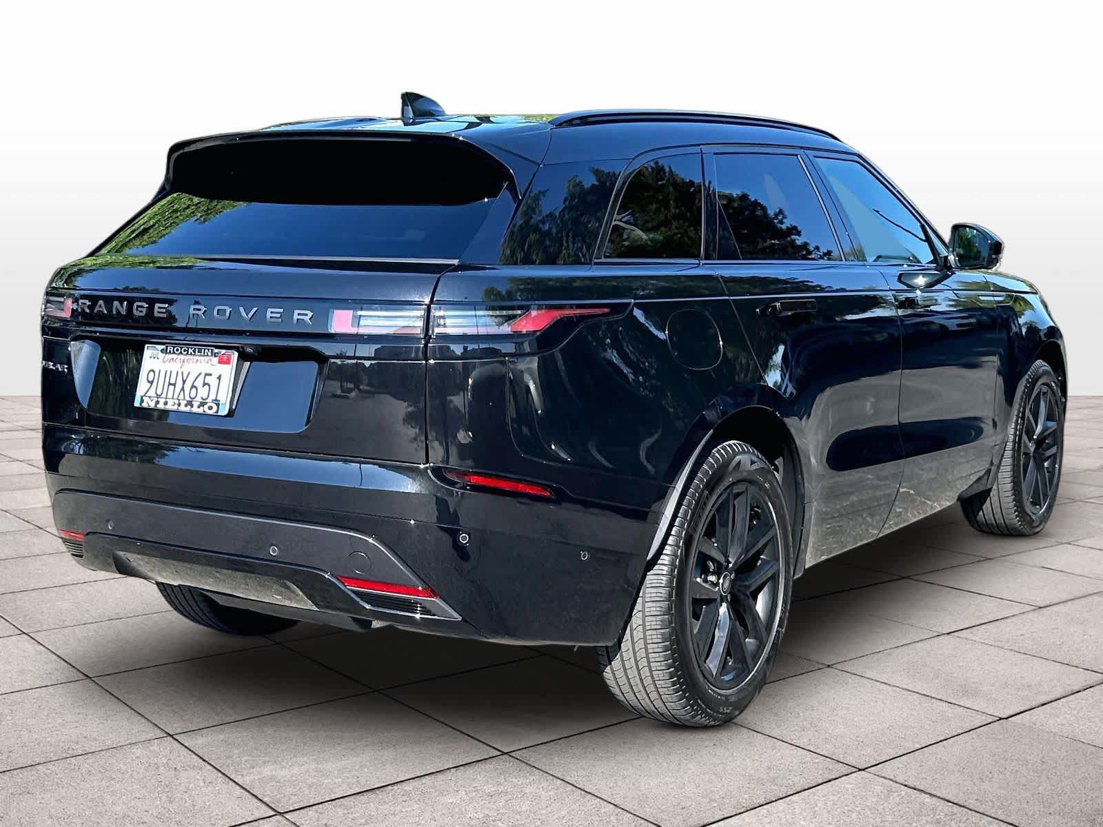 Used 2026 Land Rover Range Rover Velar Dynamic SE AWD/4WD image 16