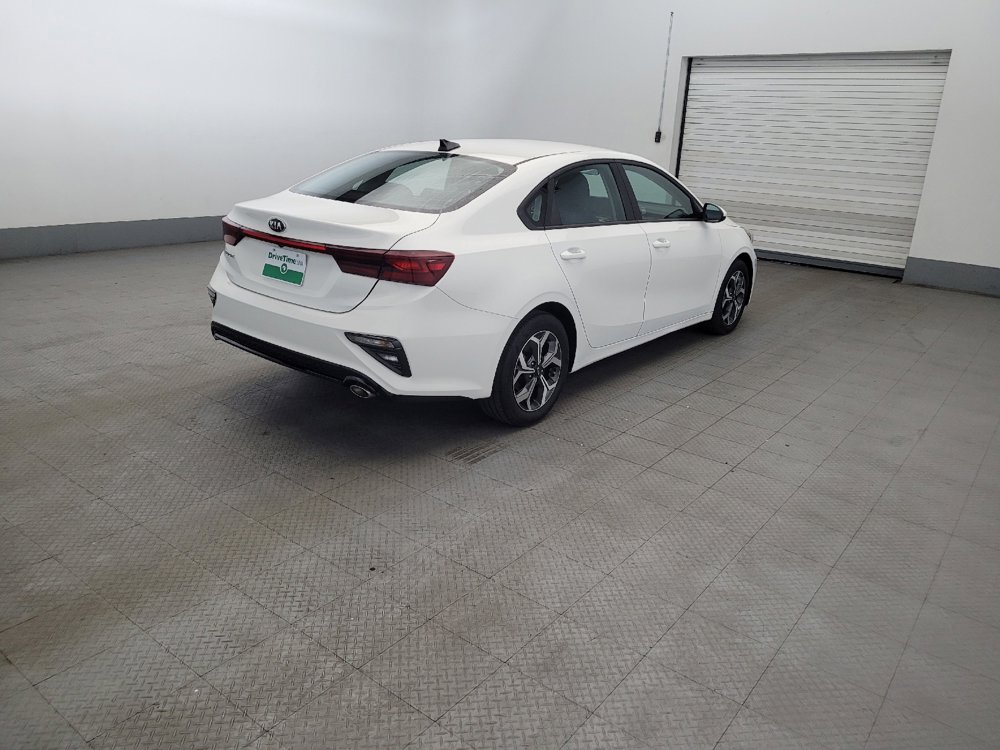 Used 2021 Kia Forte LXS FWD image 9