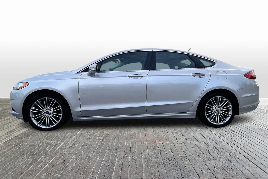 Used 2015 Ford Fusion SE w/ Equipment Group 202A image 5