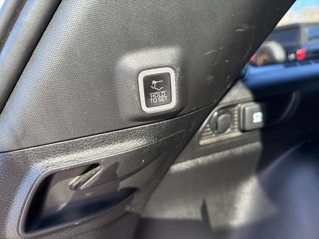 Used 2023 Jeep Grand Cherokee Altitude AWD/4WD image 7