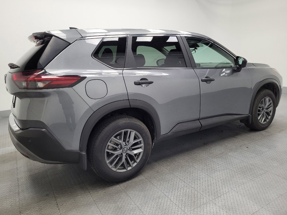 Used 2023 Nissan Rogue S image 10