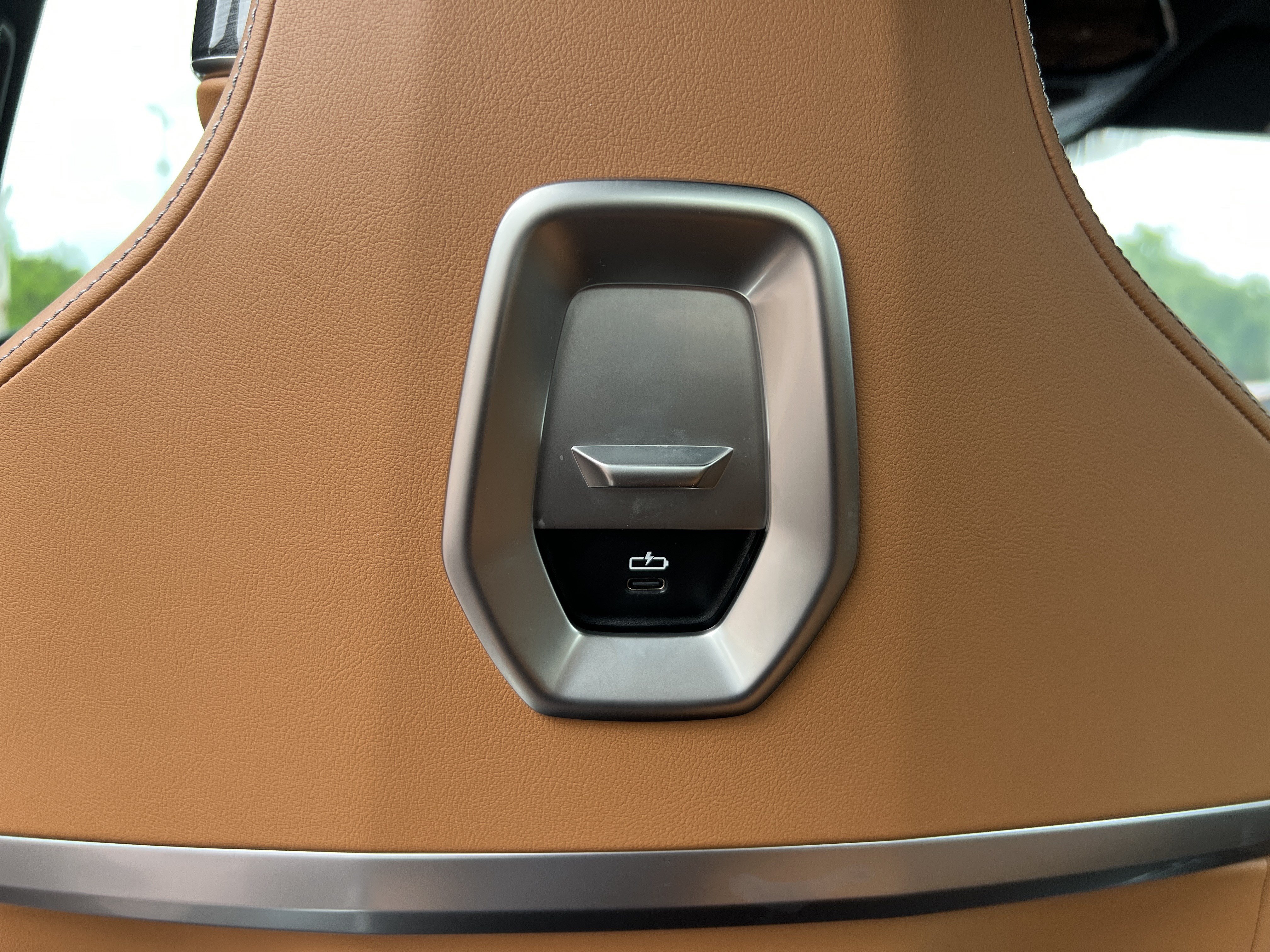 Certified 2024 BMW 740i RWD image 41