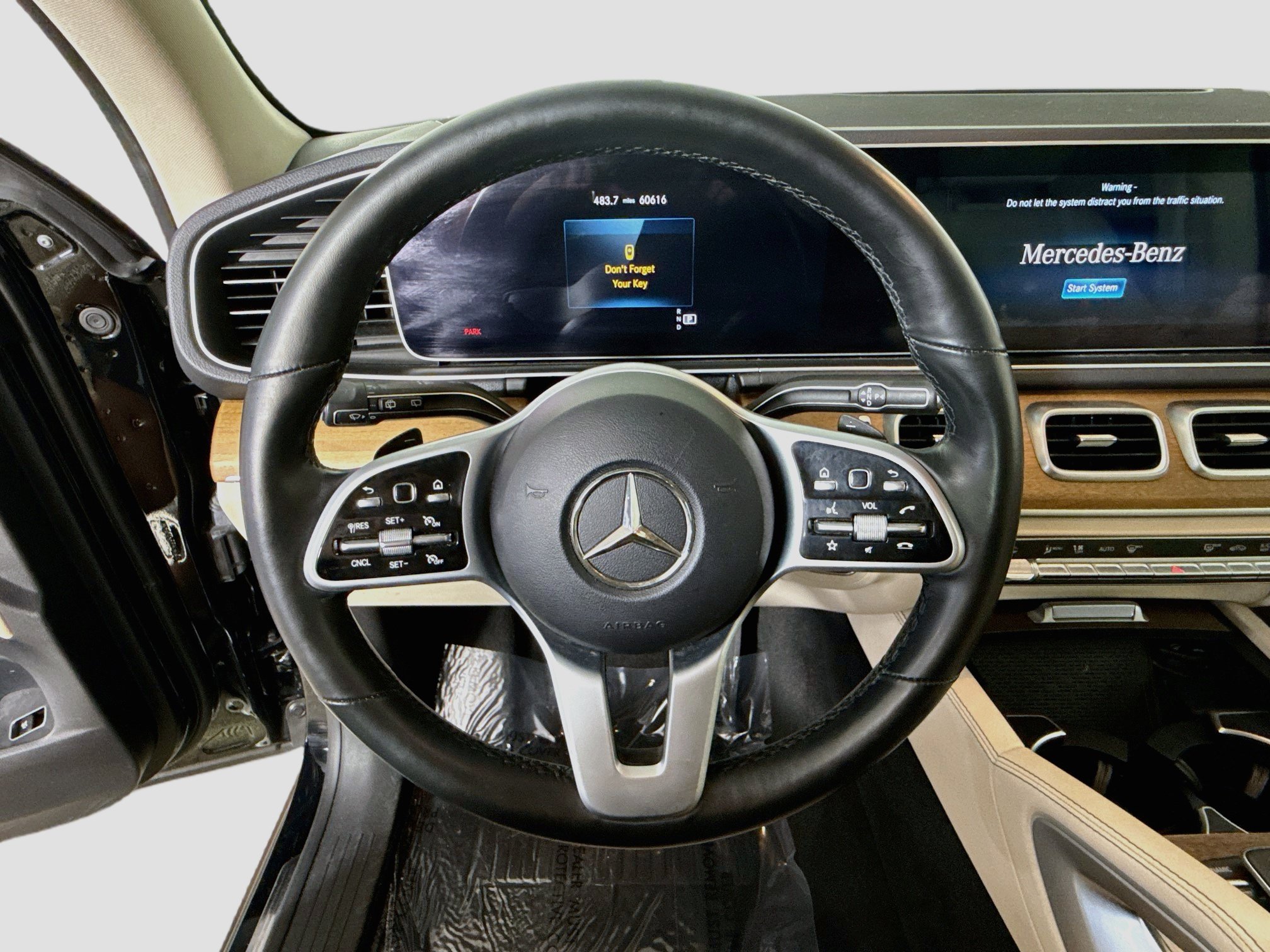 Used 2021 Mercedes-Benz GLE 350 4MATIC w/ 3rd Row Seat Package image 13