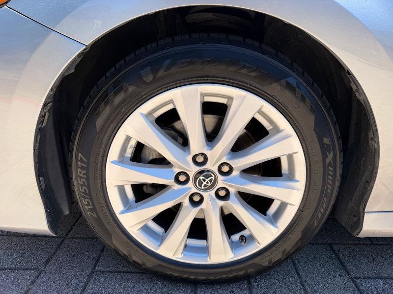 Used 2019 Toyota Camry LE w/ Carpet Mat Package FWD image 23