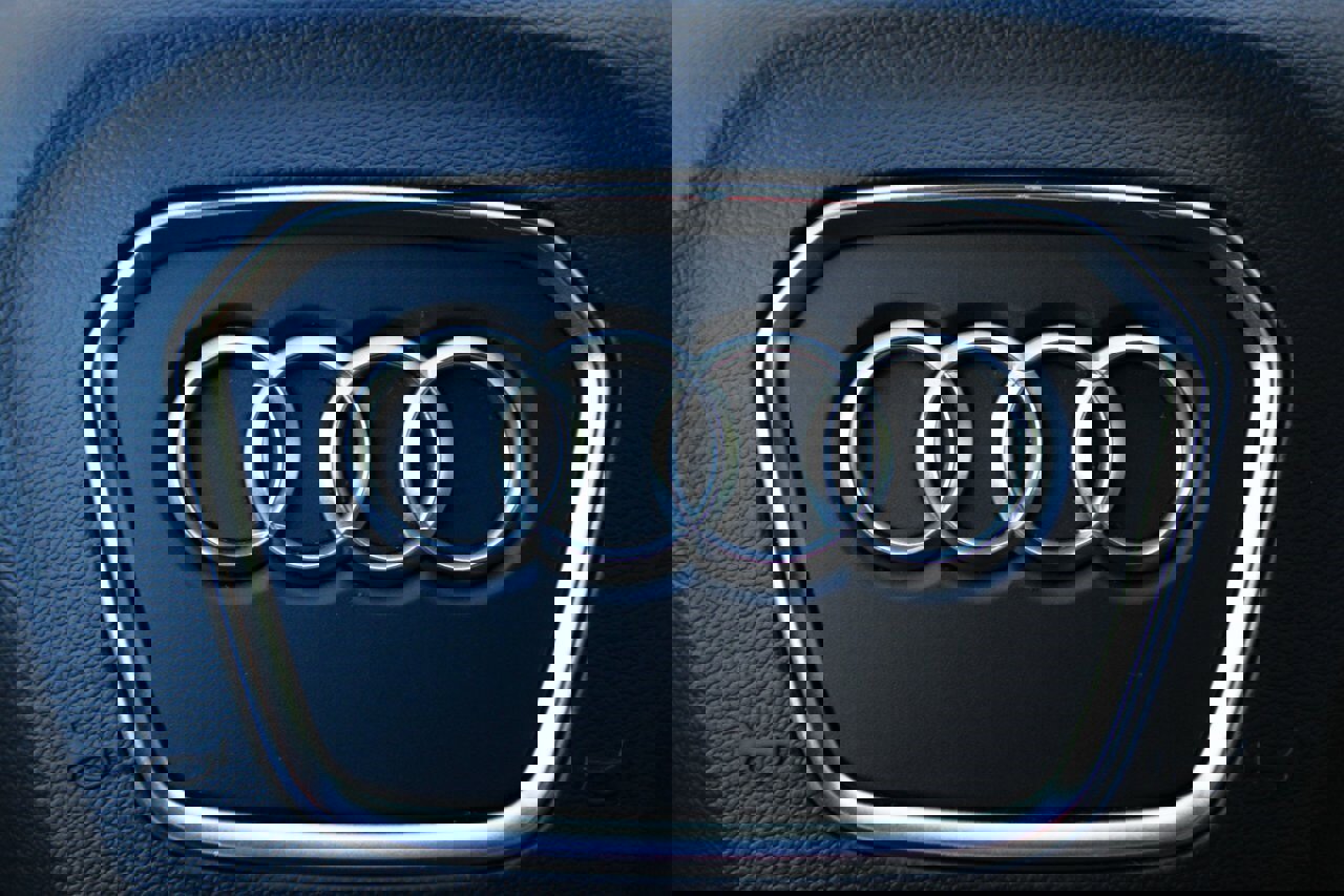 Used 2025 Audi Q5 2.0T Premium image 29