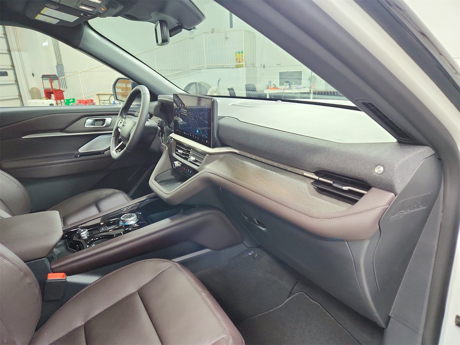 New 2026 Ford Explorer Platinum image 38