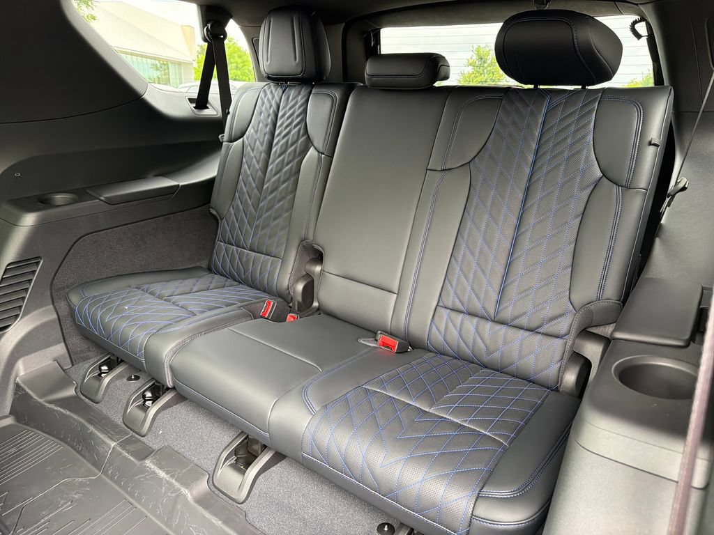 New 2026 Cadillac Escalade IQL Sport 1 w/ LPO, Floor Liner Package AWD/4WD image 38