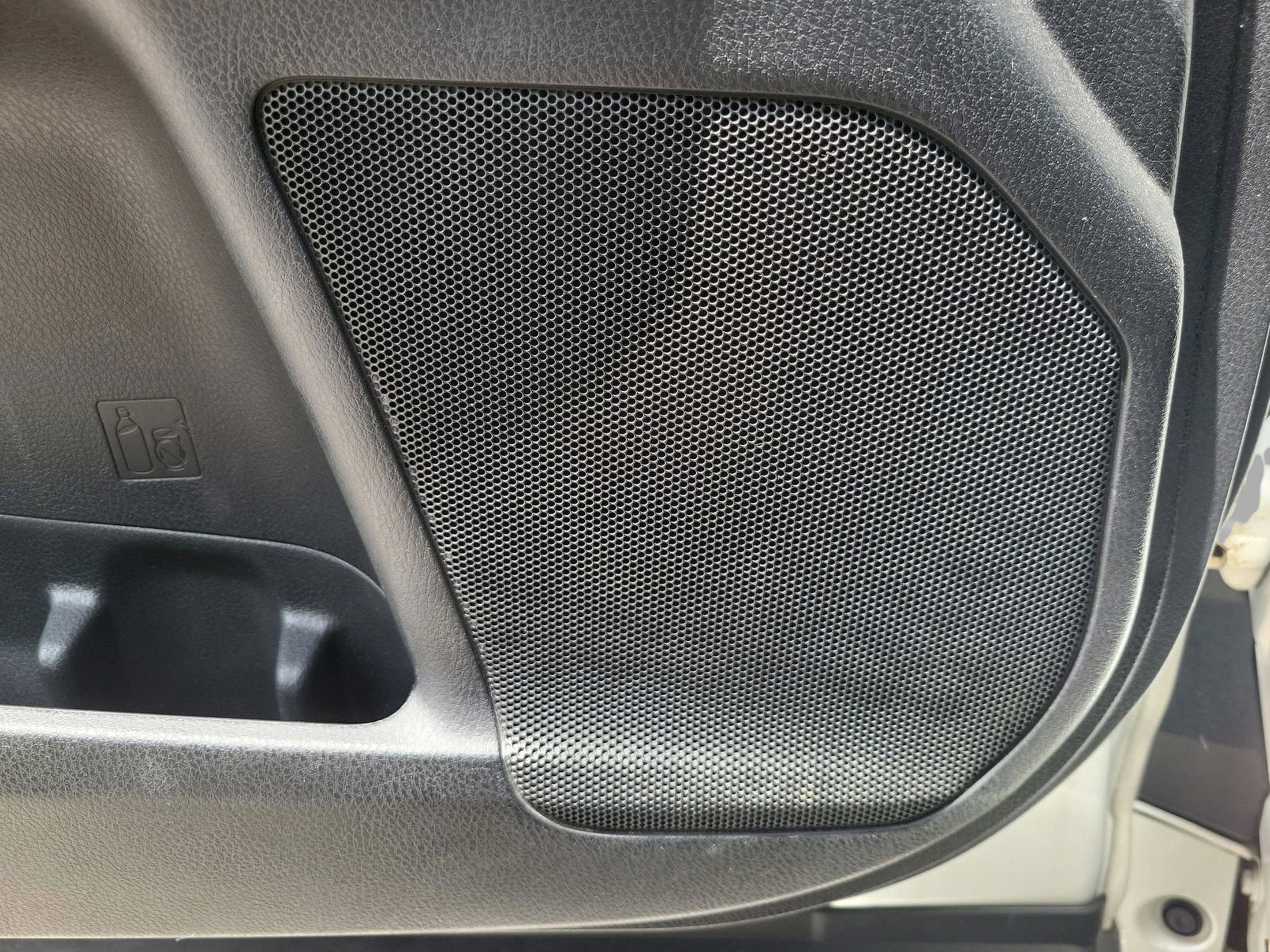 Used 2018 Toyota Highlander Plus AWD/4WD image 24