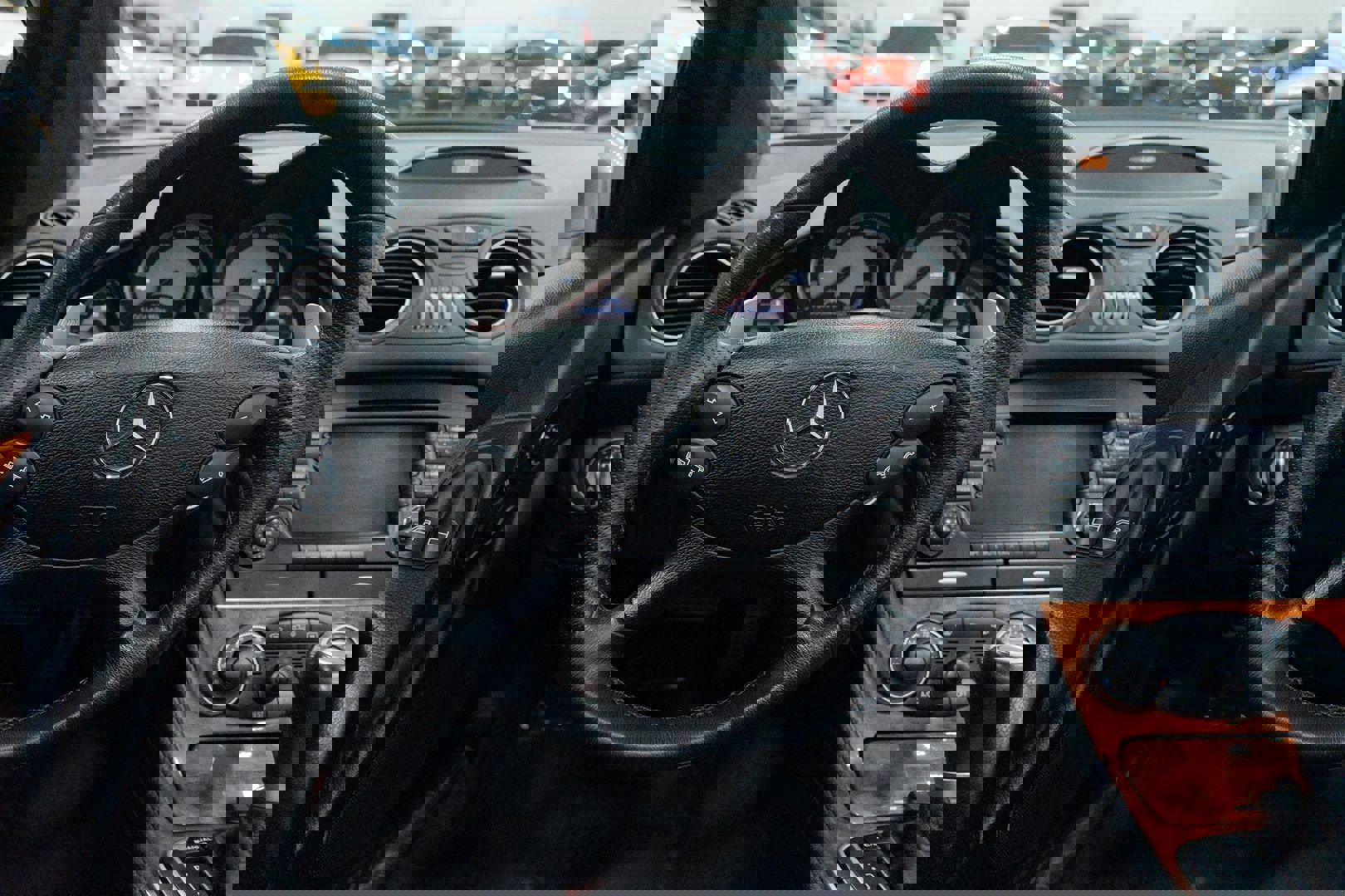 Used 2008 Mercedes-Benz SL 55 AMG image 30