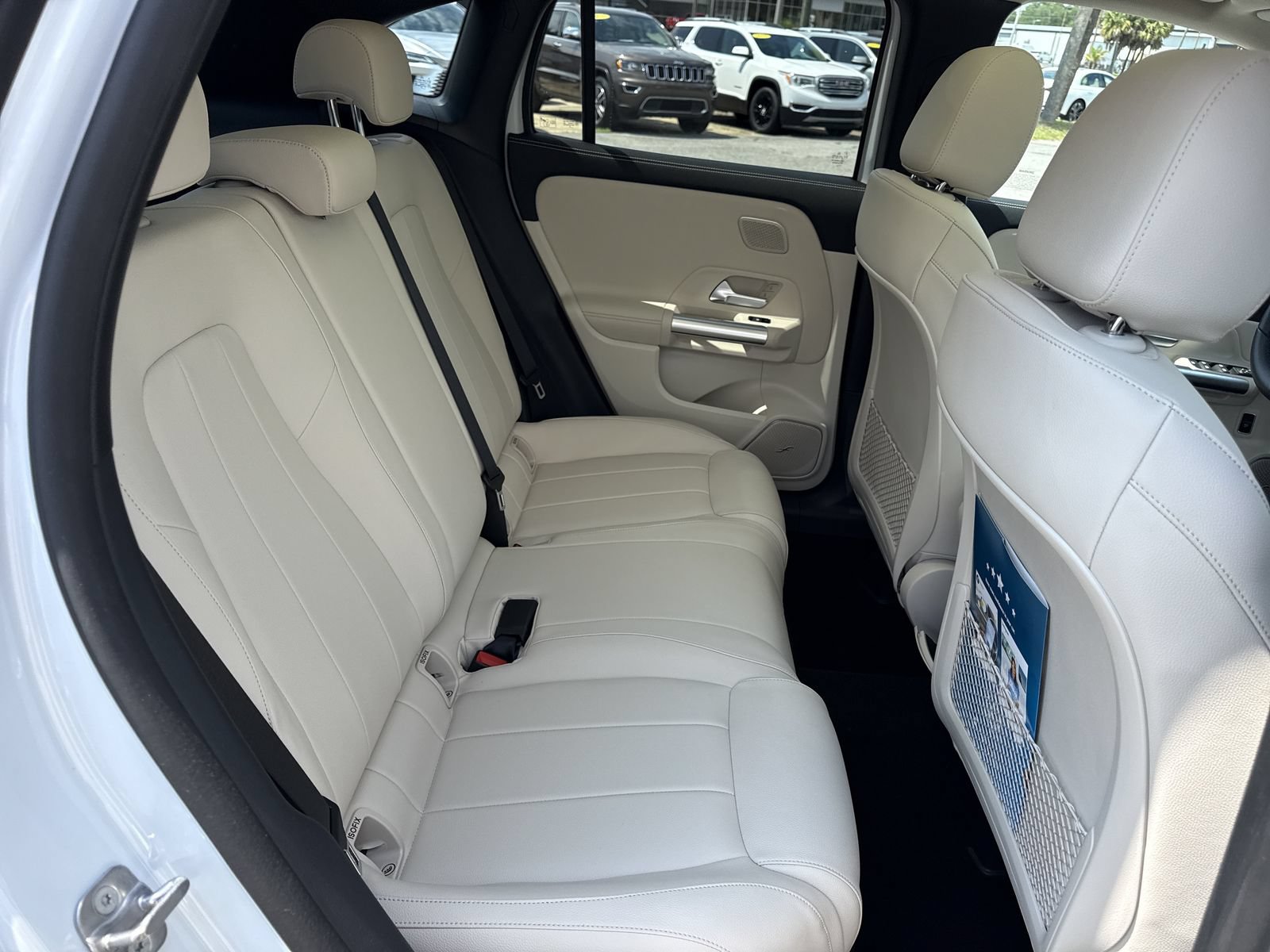 Certified 2023 Mercedes-Benz GLA 250 image 28