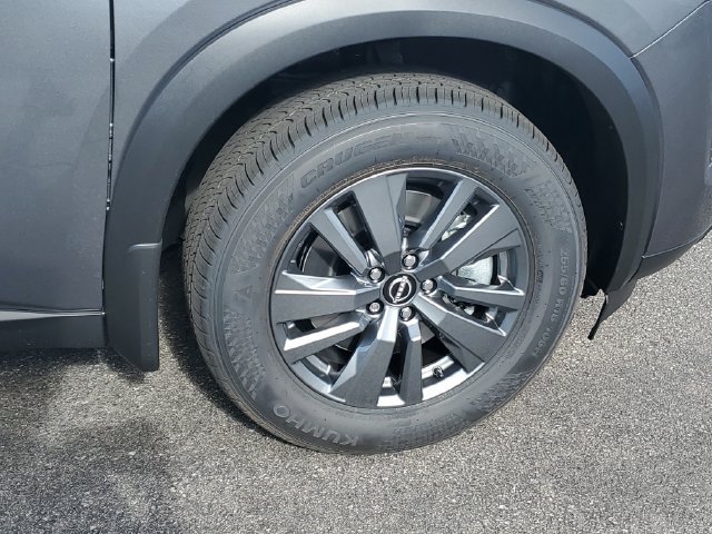 New 2026 Nissan Pathfinder SV w/ Cargo Package AWD/4WD image 9
