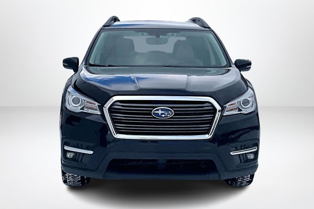 Used 2022 Subaru Ascent Limited image 2