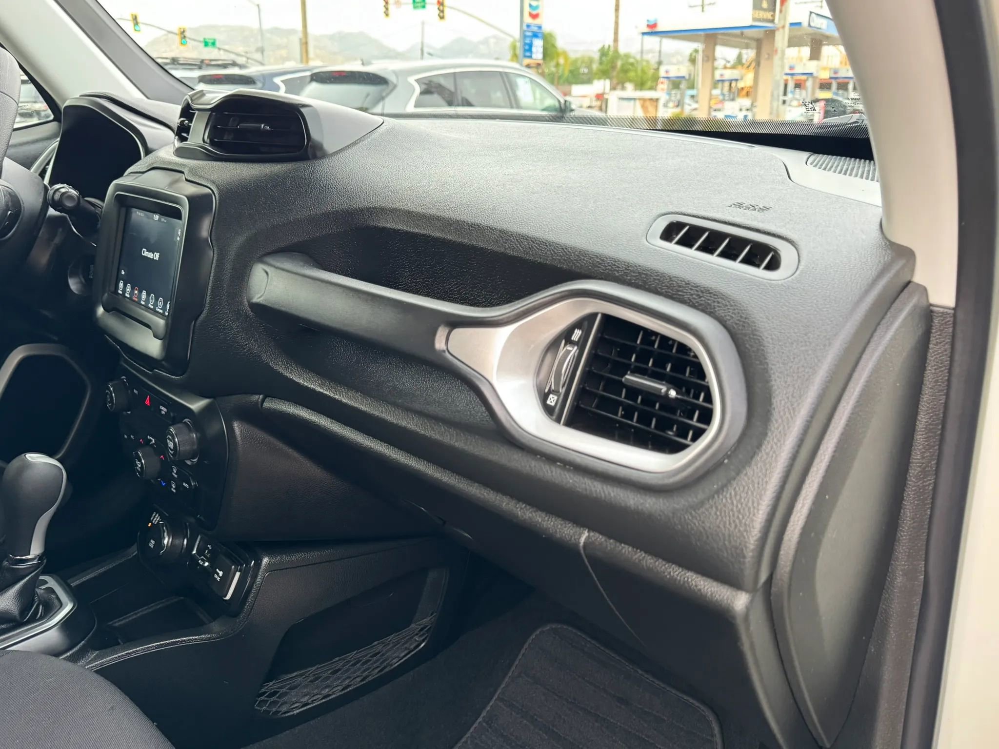 Used 2018 Jeep Renegade Sport w/ Power & Air Group AWD/4WD image 27