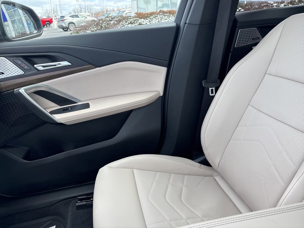 Used 2025 BMW X1 xDrive28i w/ Technology Package image 30