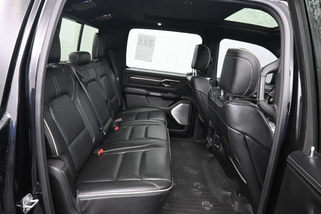 Used 2020 RAM 1500 Limited w/ Black Appearance Package AWD/4WD image 6