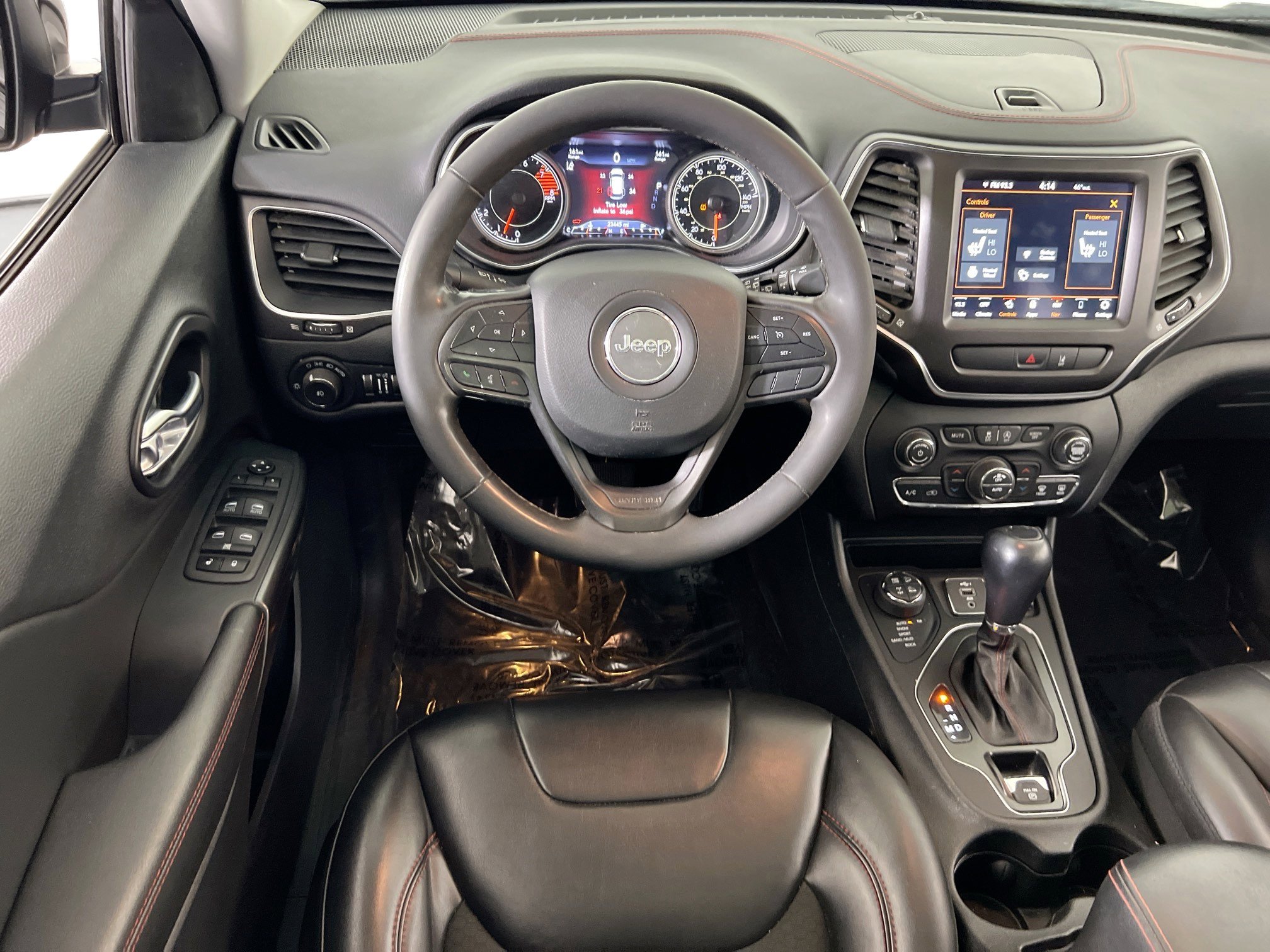 Used 2022 Jeep Cherokee Trailhawk w/ Sun, Sound & Nav Group image 23