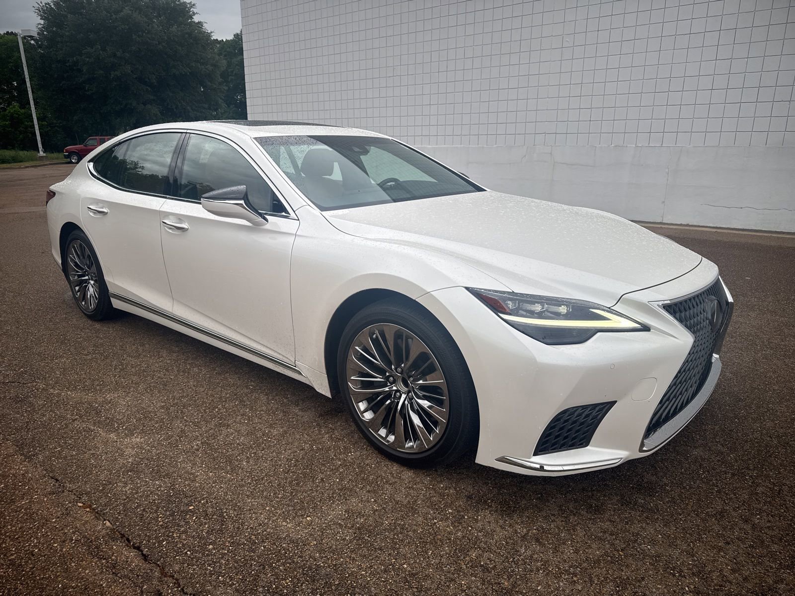 Used 2022 Lexus LS 500 RWD image 1