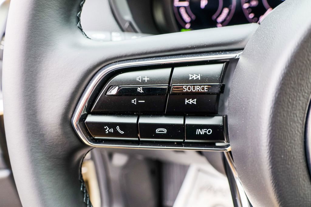 Used 2025 MAZDA CX-70 Plug-In Hybrid w/ Premium Pkg image 27