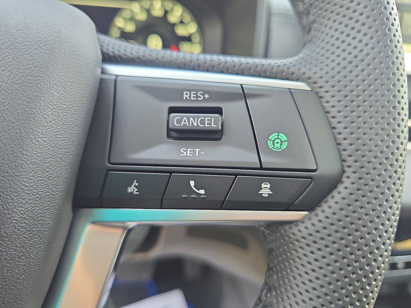 New 2025 Mitsubishi Outlander SE image 18