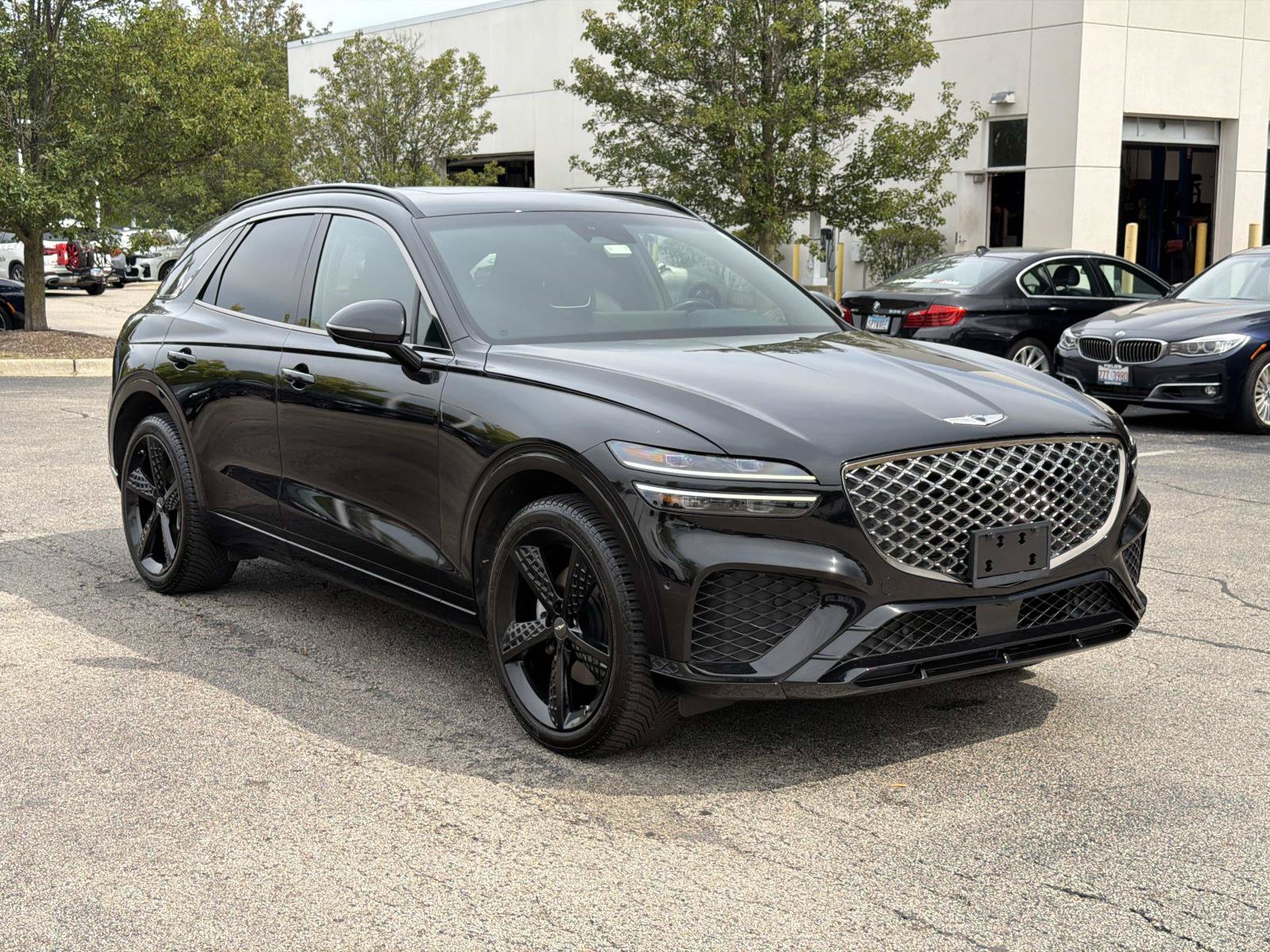 Used 2022 Genesis GV70 2.5T w/ Sport Prestige Package AWD/4WD image 3
