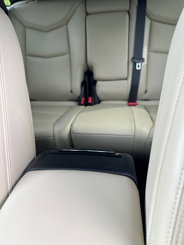 Used 2019 Cadillac XT5 Premium Luxury AWD/4WD image 12