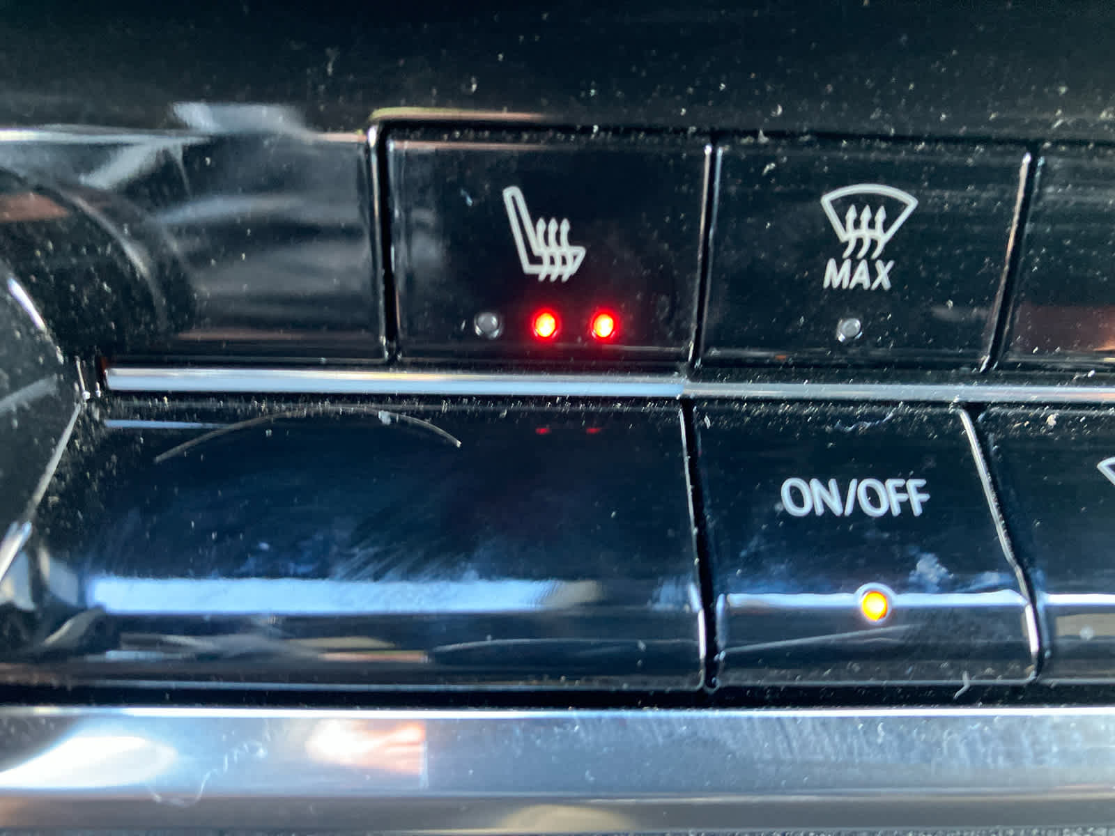 Certified 2025 Chevrolet Equinox LT image 28