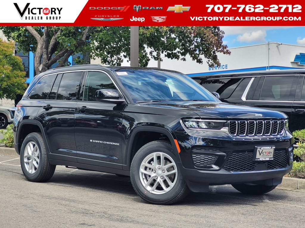 New 2026 Jeep Grand Cherokee Laredo X AWD/4WD image 1