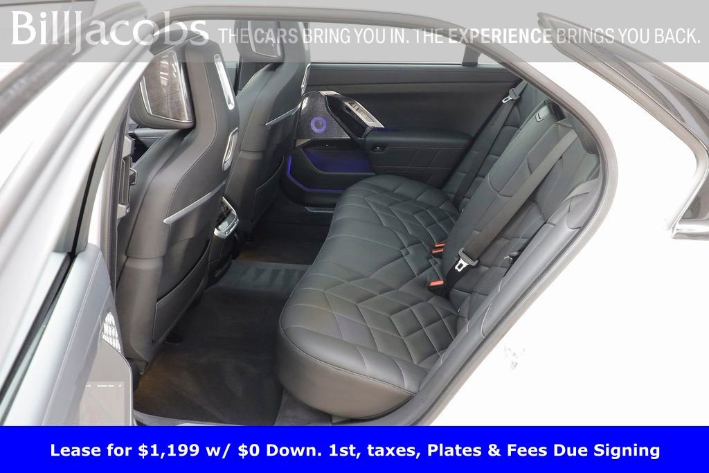 Certified 2025 BMW 760i xDrive w/ Executive Package image 16