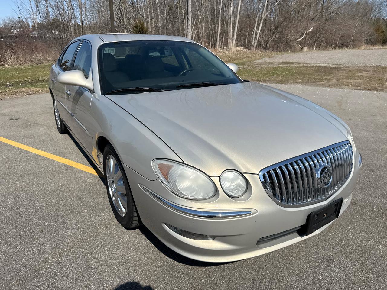 Used 2009 Buick LaCrosse CXL image 3
