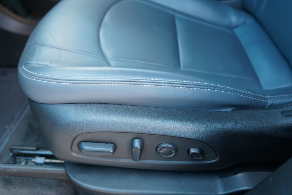 Used 2024 Buick Enclave Premium FWD image 16