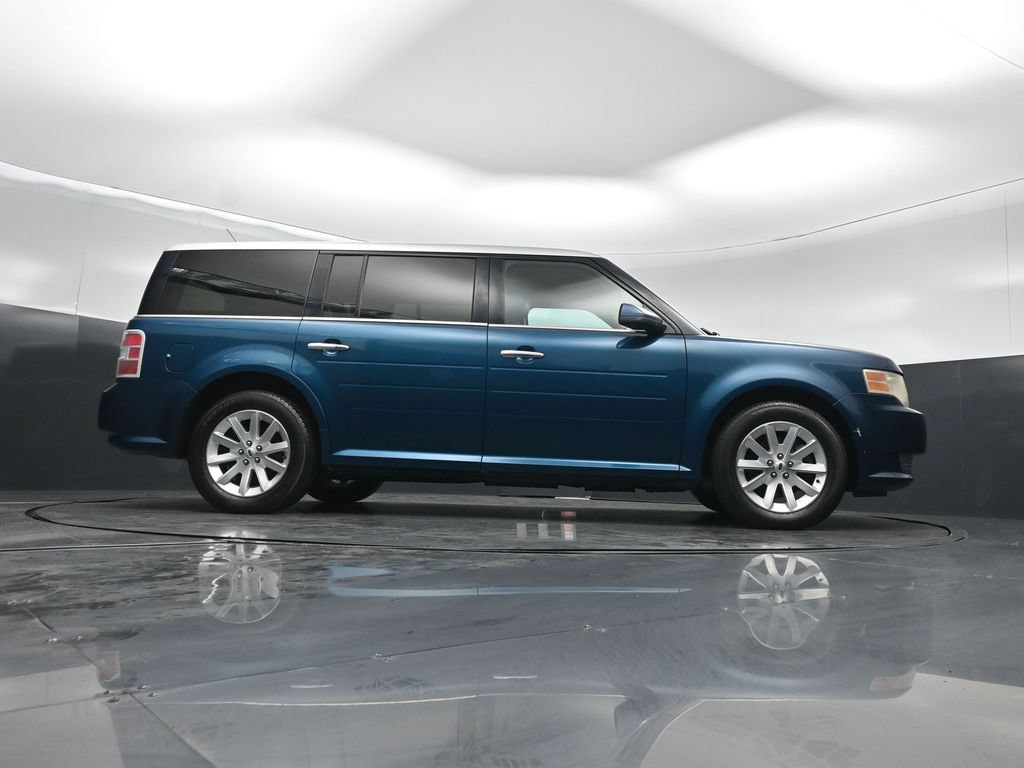 Used 2011 Ford Flex SEL FWD image 43