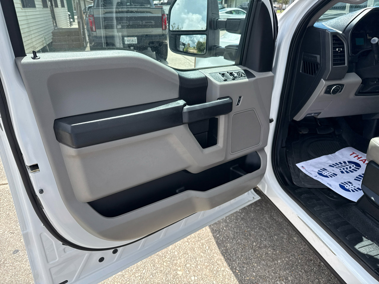 Used 2017 Ford F250 XL w/ Power Equipment Group image 15