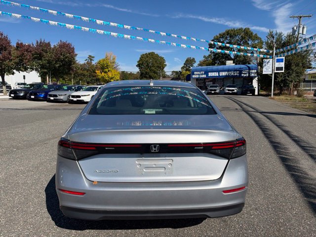 Used 2024 Honda Accord EX image 6