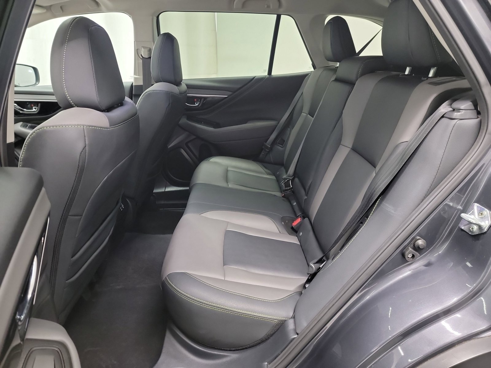 Used 2023 Subaru Outback Onyx Edition image 28