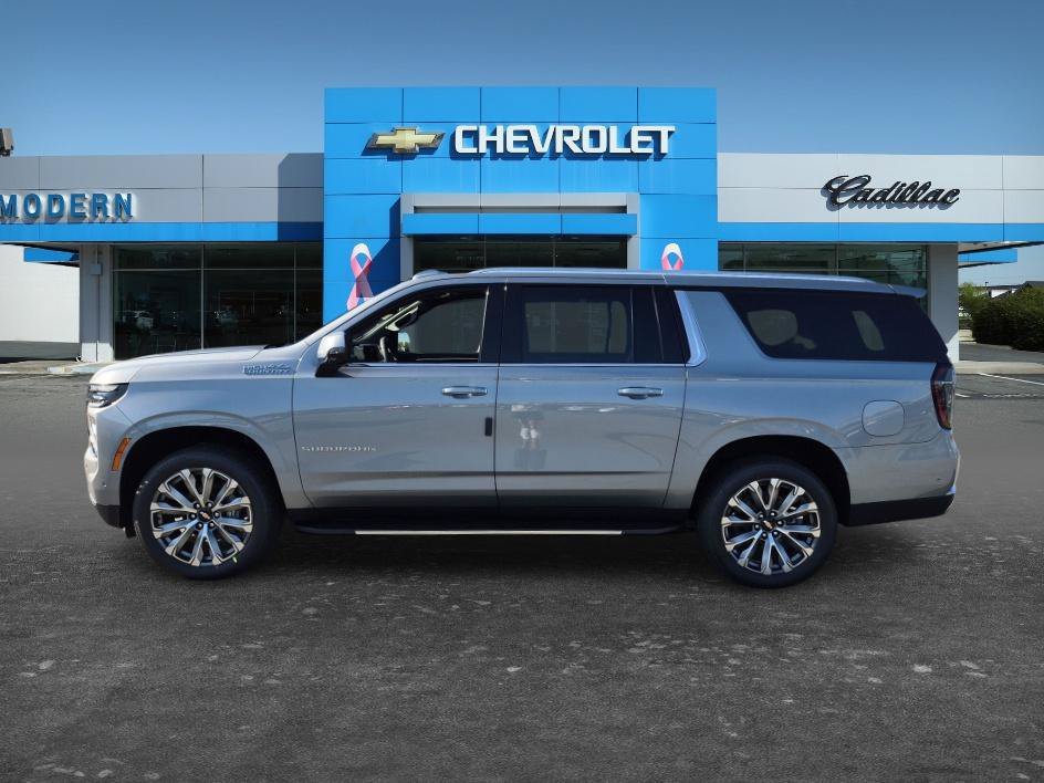 New 2026 Chevrolet Suburban High Country w/ Sun And Tow Package AWD/4WD image 2