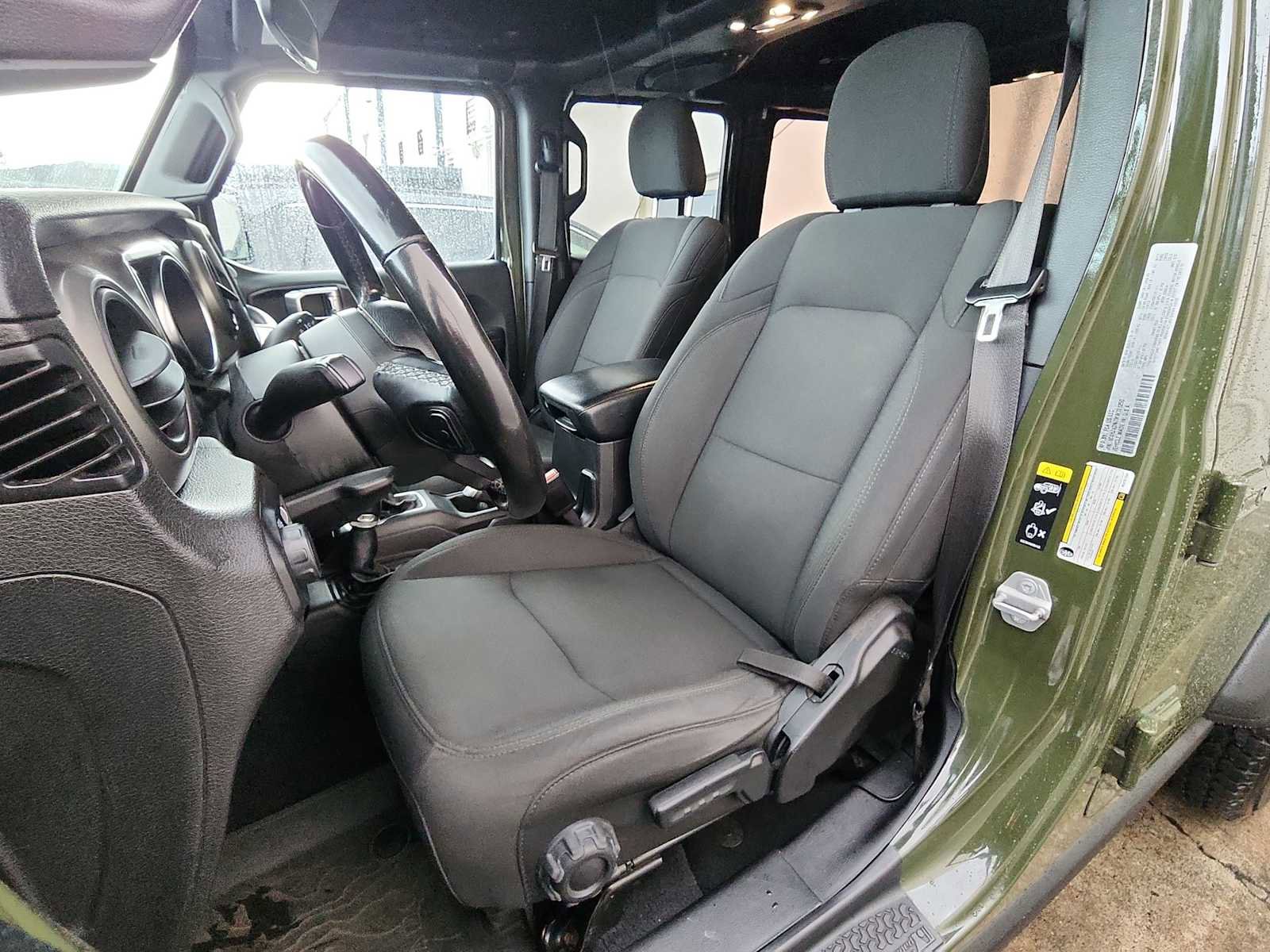 Used 2021 Jeep Wrangler Unlimited Willys image 12